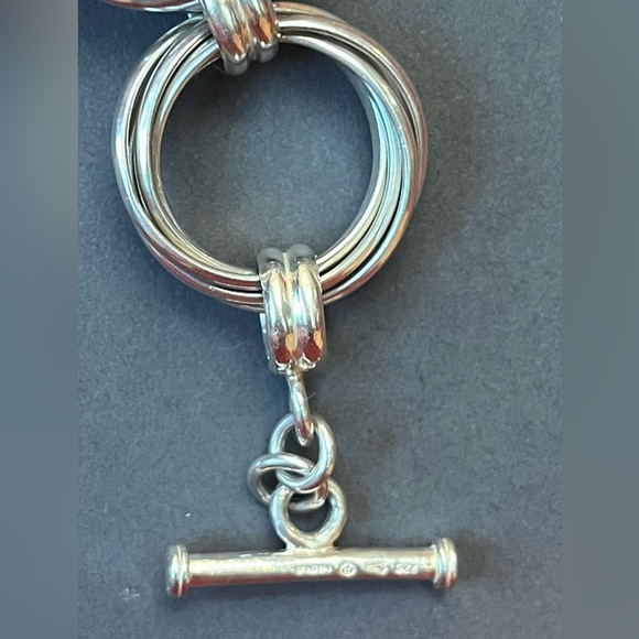 Silpada Sterling Silver Circle Bracelet, Adjustable Toggle Clasp, Retired B1235. - Picture 5 of 5